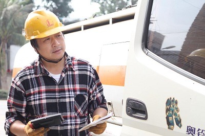 Jim Wang: China's First Lawyer Filmmaker 3 Jim Wang played the role of a trunk driver in Journey to the South