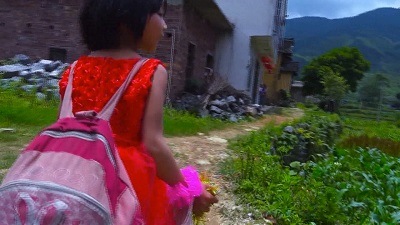 Jiayi with red dress